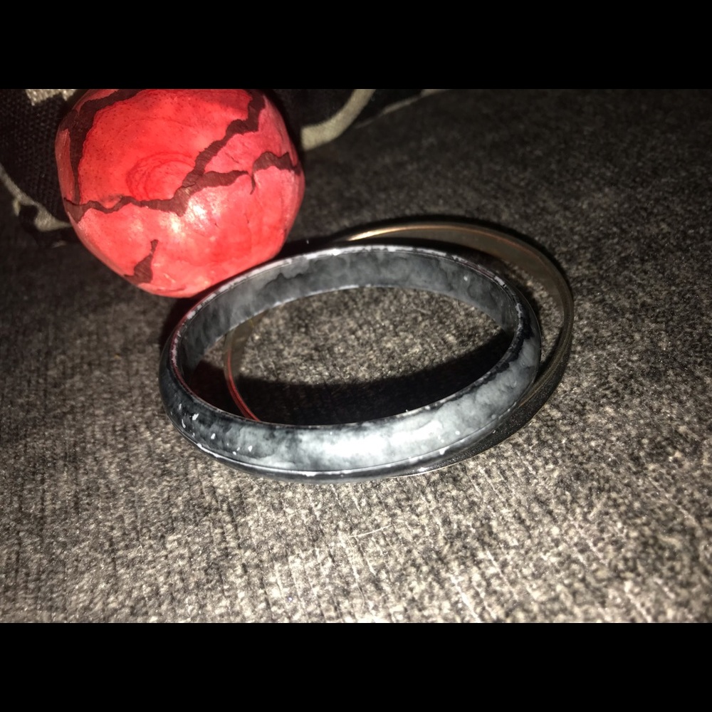 Bracelets - Picture 2 of 2